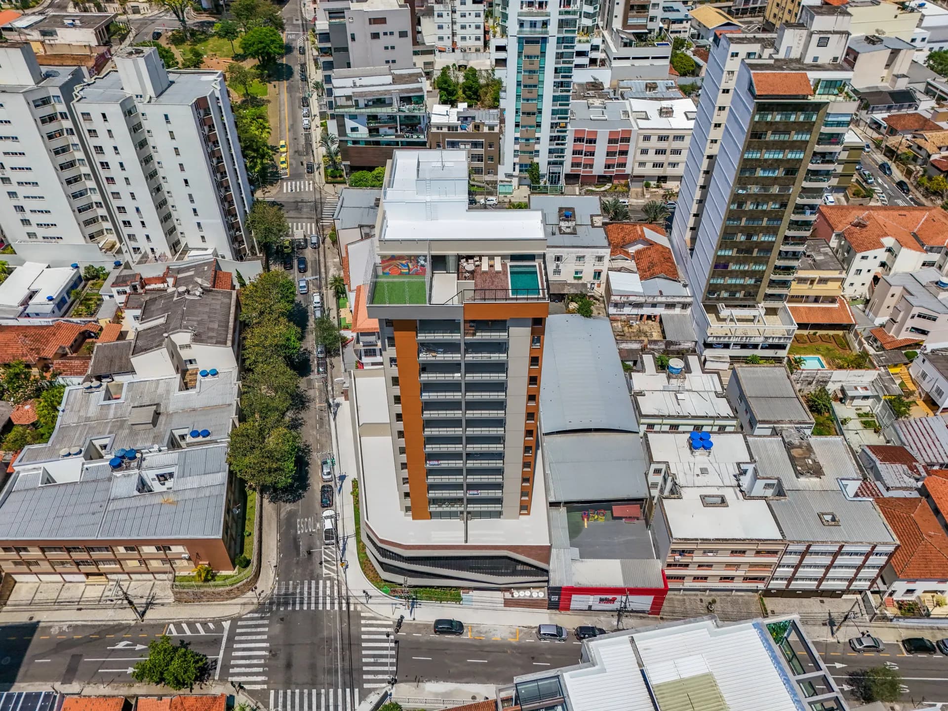 Vista aérea (drone) - obra pronta, Residencial Irmã Maria Celeste, Santa Helena, Juiz de Fora